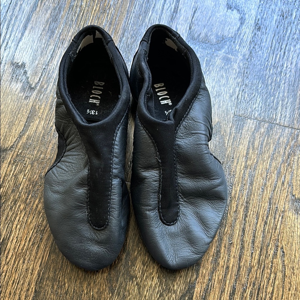 Girl’s Black Bloch Pulse Jazz Shoes